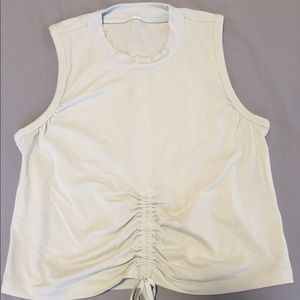 Lululemon - light green crop top